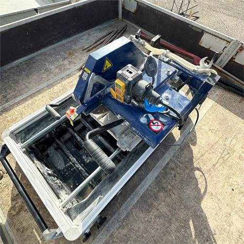 ABC Carat T-3510 - Mašina za asfalt: slika 5 ABC Carat T-3510 - Mašina za asfalt: slika 5