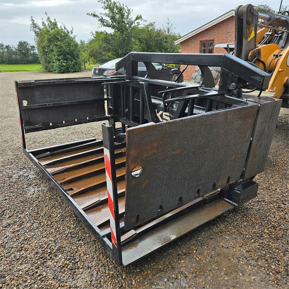 ABC Unknown - Traktor: slika 2 ABC Unknown - Traktor: slika 2