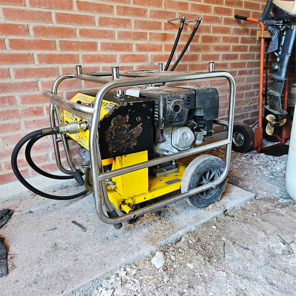 Atlas Copco LP 13-30 P - Građevinska oprema: slika 2 Atlas Copco LP 13-30 P - Građevinska oprema: slika 2