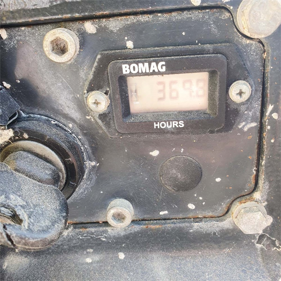 Bomag BRP 60/65 - Vibraciona ploča: slika 5 Bomag BRP 60/65 - Vibraciona ploča: slika 5