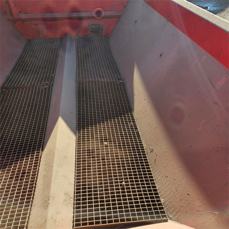 Oprema za đubrenje Bredal B6: slika 32