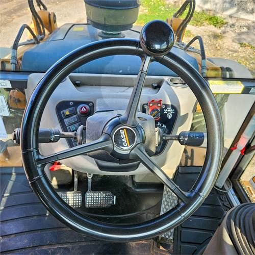 Case 695 ST Case 695 ST: slika 18 Case 695 ST Case 695 ST: slika 18