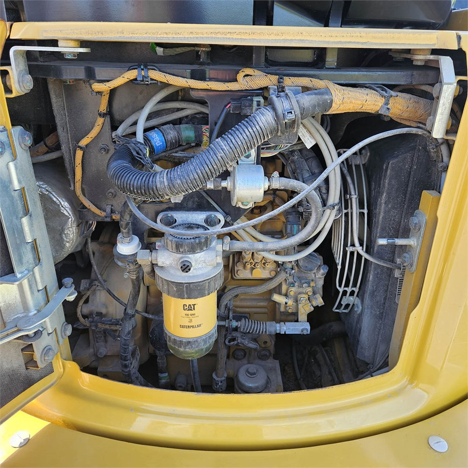 Mini bager Caterpillar 302.7 CR: slika 50