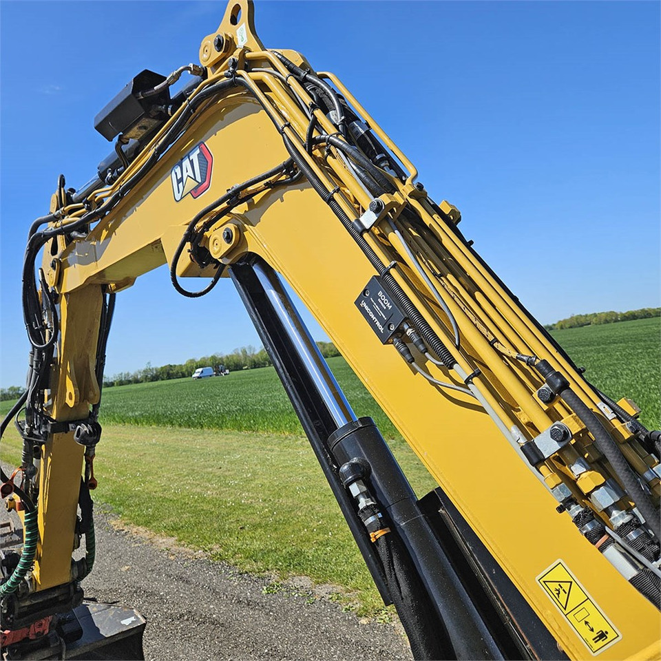 Mini bager Caterpillar 302.7 CR: slika 38