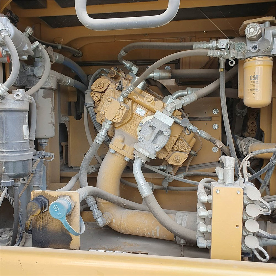 Bager guseničar Caterpillar 324 EL: slika 33
