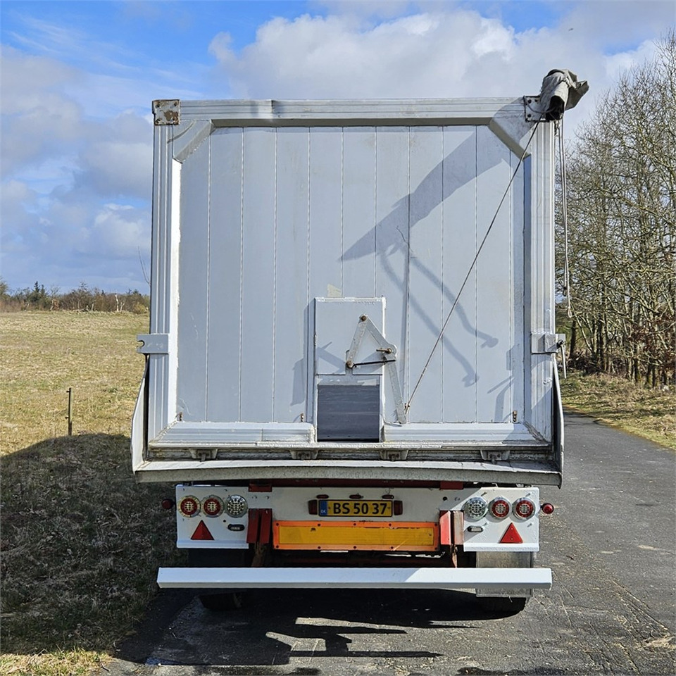 Danson Tiptrailer - Prikolica za automobil: slika 5 Danson Tiptrailer - Prikolica za automobil: slika 5