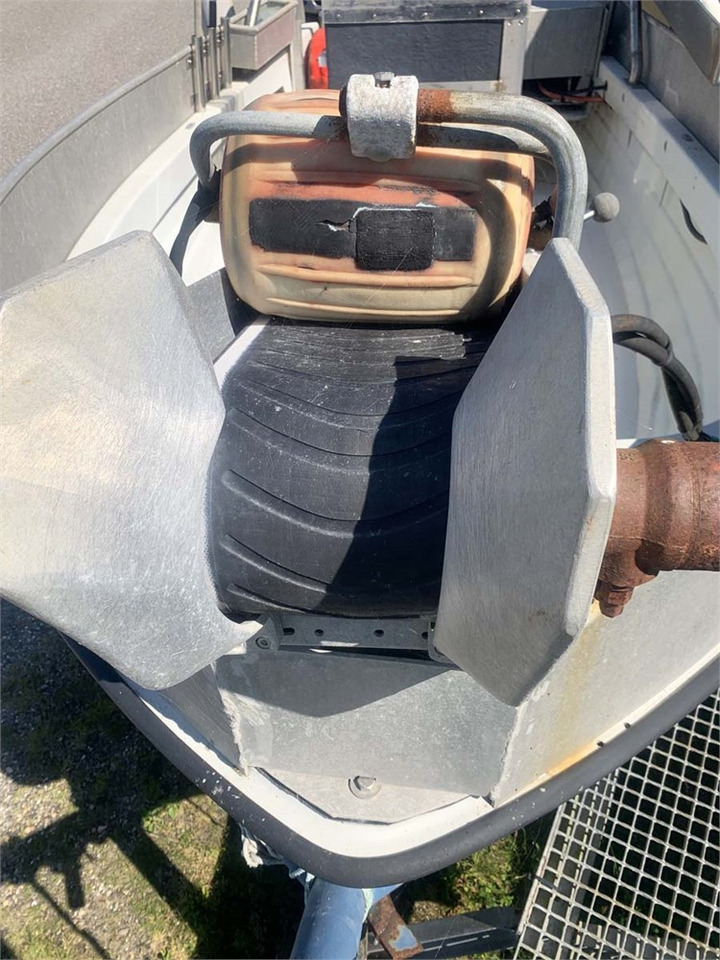 Druga mašina ABC 16 Fod: slika 8 Druga mašina ABC 16 Fod: slika 8