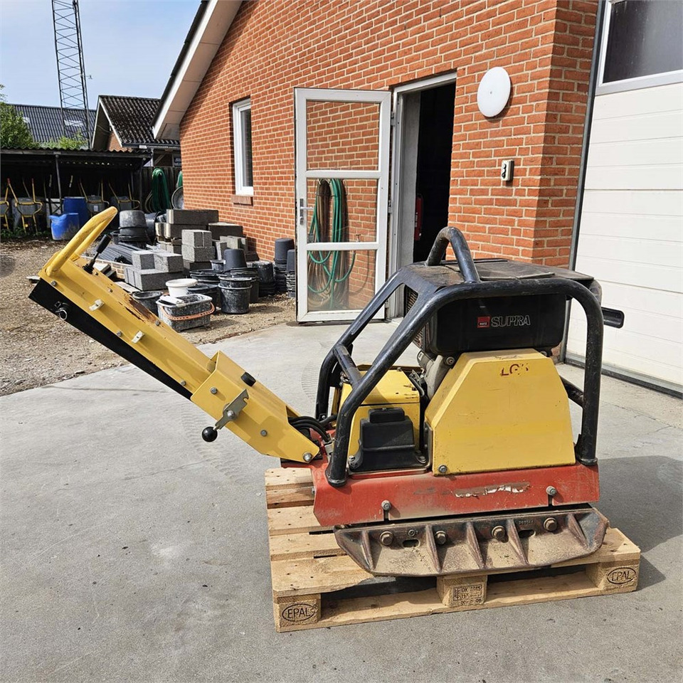 Dynapac LG500 - Vibraciona ploča: slika 1 Dynapac LG500 - Vibraciona ploča: slika 1