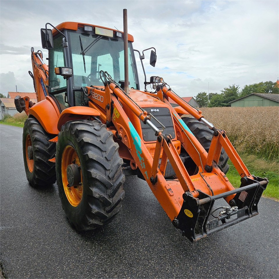 Fiat-Hitachi FB200-4PS - Bager utovarivač: slika 3 Fiat-Hitachi FB200-4PS - Bager utovarivač: slika 3