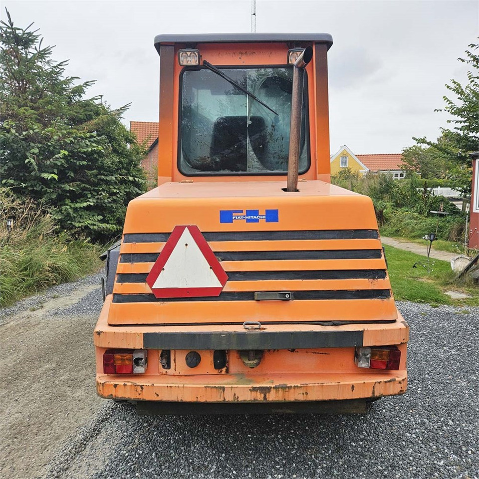 Fiat-Hitachi W80 H - Utovarivač točkaš: slika 4 Fiat-Hitachi W80 H - Utovarivač točkaš: slika 4