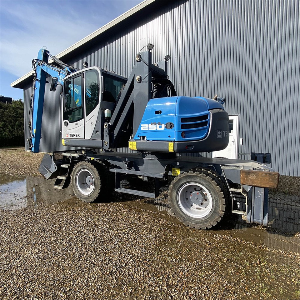 Fuchs MHL 250 - Bager za obradu otpada/ Industrije: slika 3 Fuchs MHL 250 - Bager za obradu otpada/ Industrije: slika 3