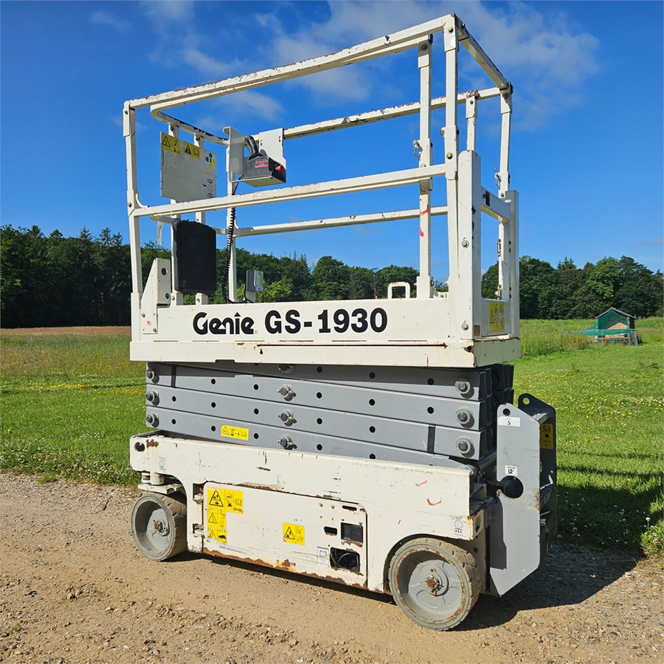 Genie GS 1930 - Lift u obliku makaza: slika 1 Genie GS 1930 - Lift u obliku makaza: slika 1