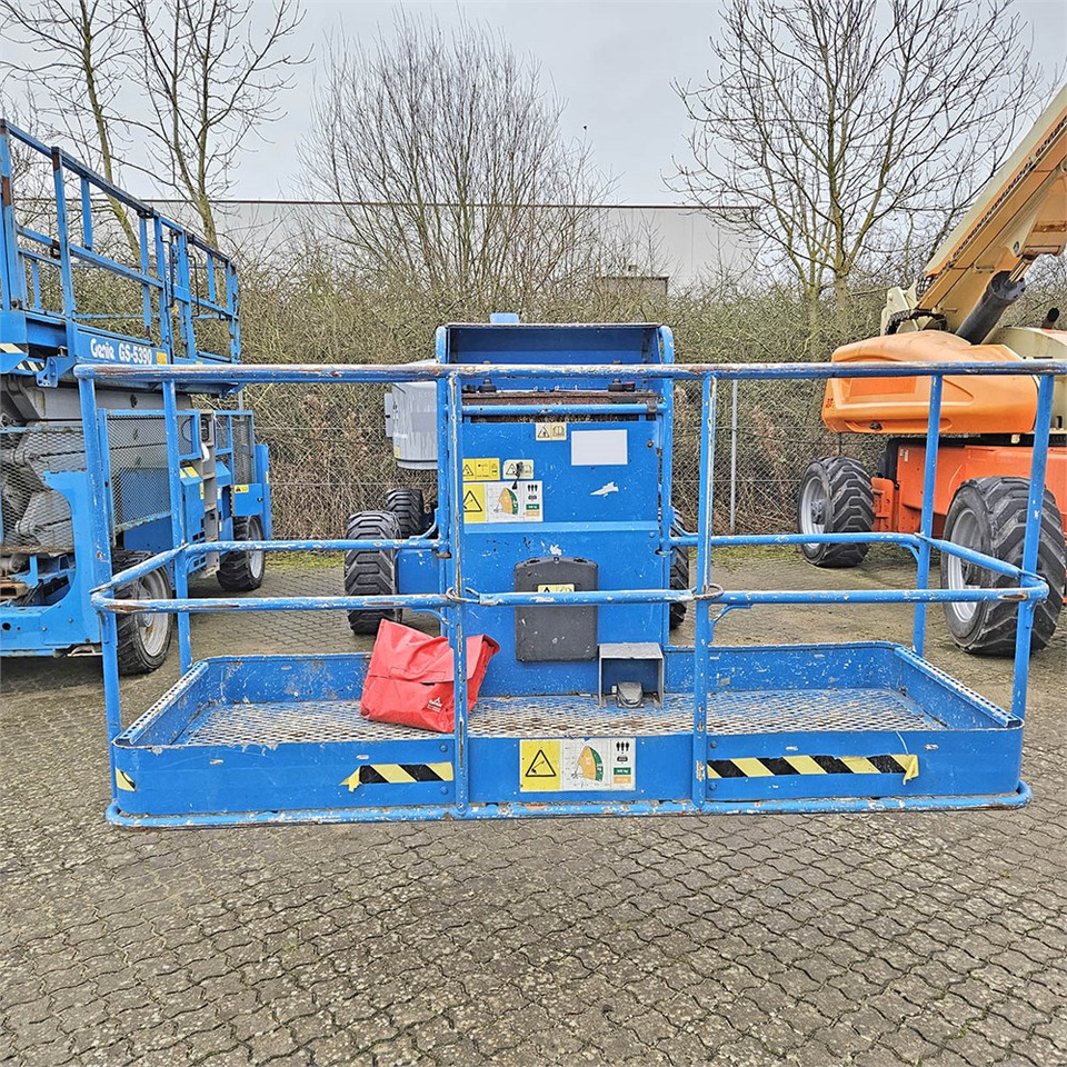 Genie S60HC - Teleskopska platforma: slika 3 Genie S60HC - Teleskopska platforma: slika 3
