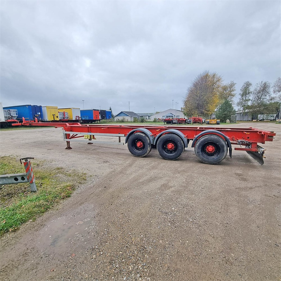 HFR Container chassis - Poluprikolica za prevoz kontejnera/ Poluprikolica sa promenjivim sandukom: slika 2 HFR Container chassis - Poluprikolica za prevoz kontejnera/ Poluprikolica sa promenjivim sandukom: slika 2