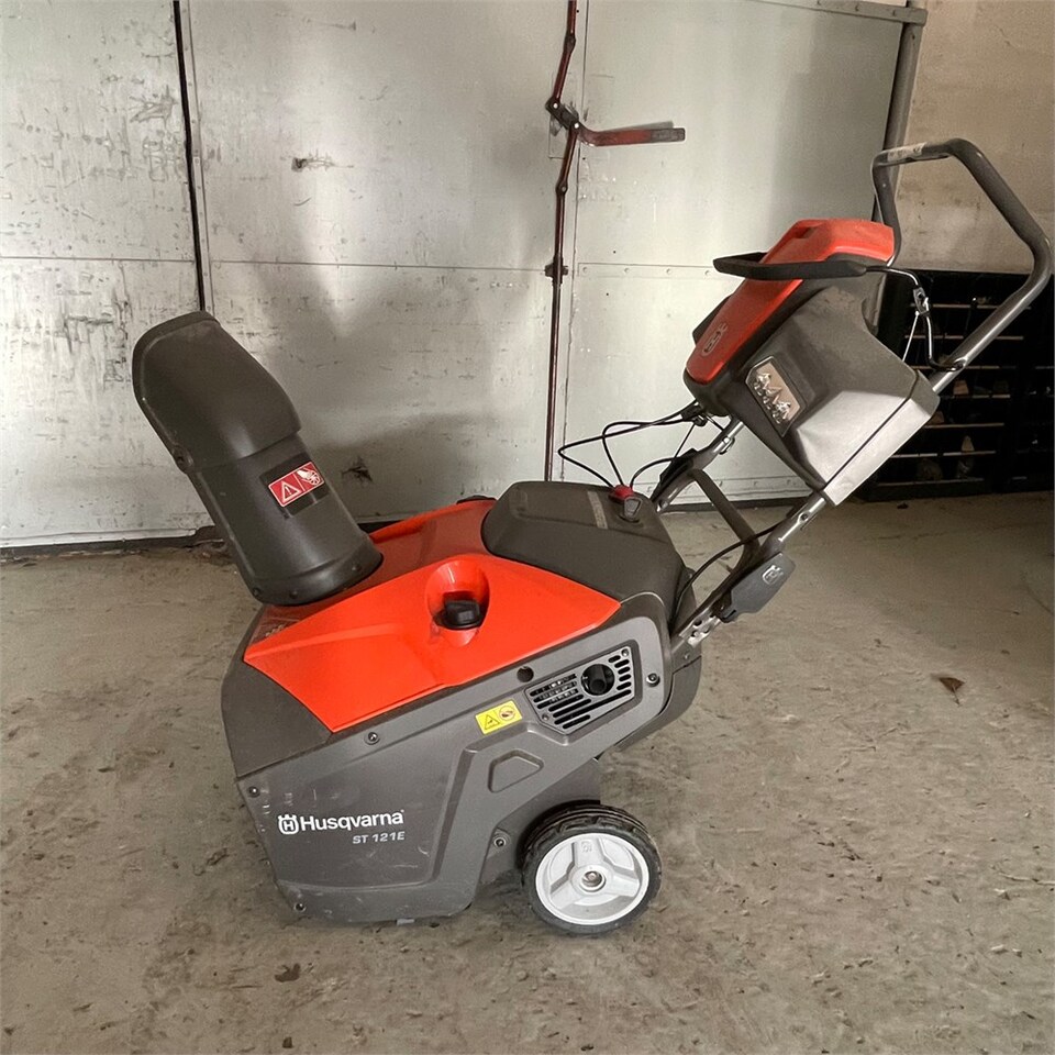 Husqvarna ST 121 E - Baštenska oprema: slika 2 Husqvarna ST 121 E - Baštenska oprema: slika 2