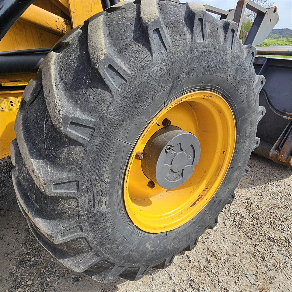 Bager utovarivač JCB 4CX eco T4i III B: slika 39