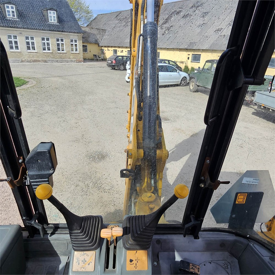 Bager utovarivač JCB 4CX eco T4i III B: slika 19