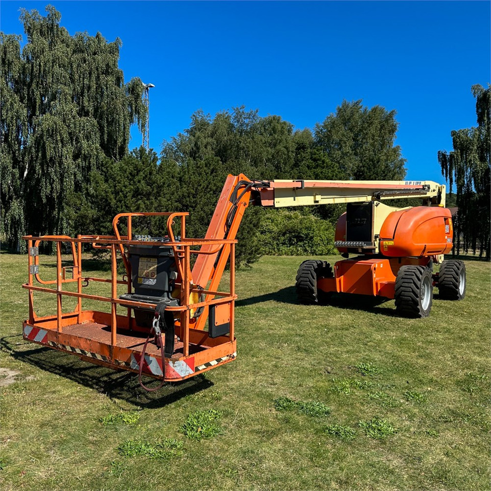 JLG 800 AJ - Zglobna platforma: slika 2 JLG 800 AJ - Zglobna platforma: slika 2