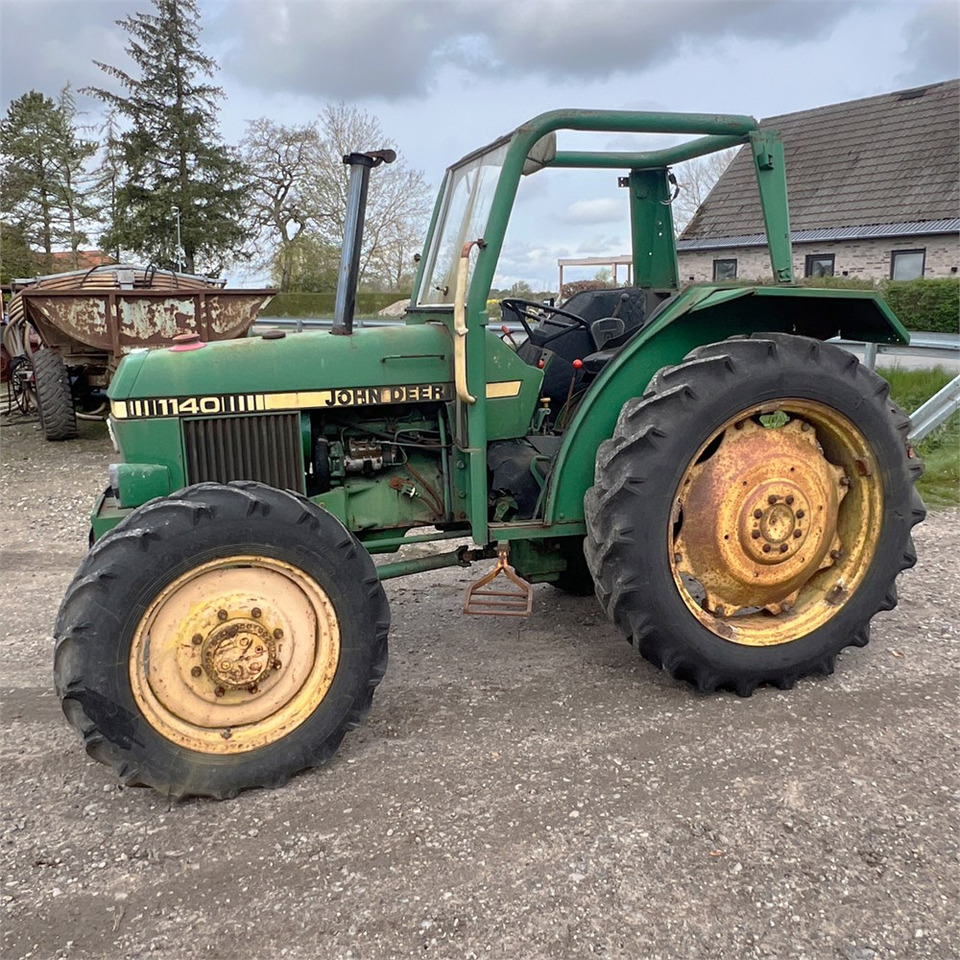 John Deere 1140 - Traktor: slika 4 John Deere 1140 - Traktor: slika 4