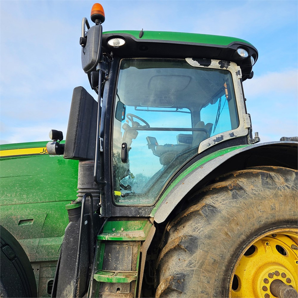 John Deere 7280 R John Deere 7280 R: slika 14 John Deere 7280 R John Deere 7280 R: slika 14