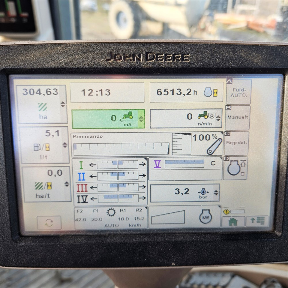 John Deere 7280 R John Deere 7280 R: slika 28 John Deere 7280 R John Deere 7280 R: slika 28