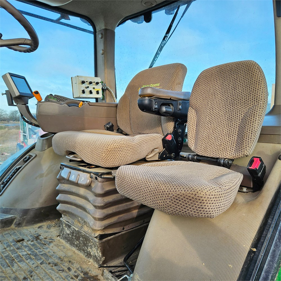John Deere 7280 R John Deere 7280 R: slika 15 John Deere 7280 R John Deere 7280 R: slika 15