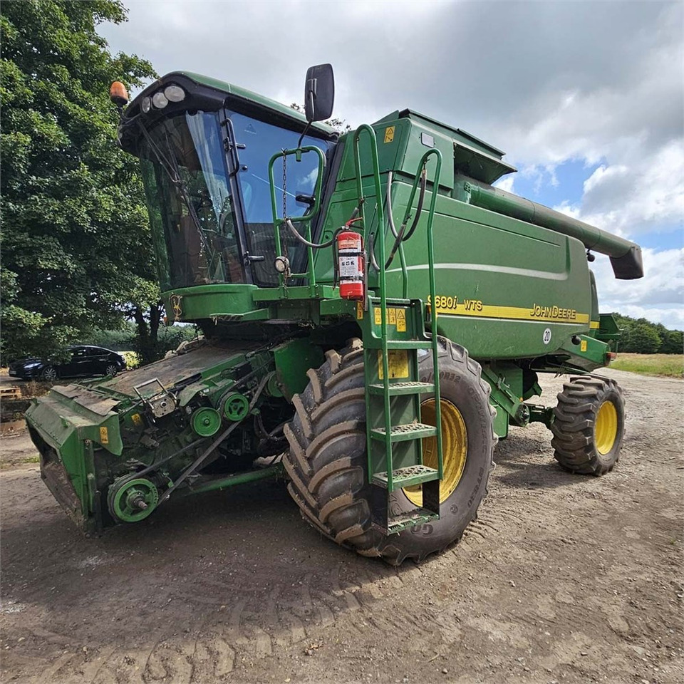 John Deere 9680i WTS - Kombajn: slika 2 John Deere 9680i WTS - Kombajn: slika 2