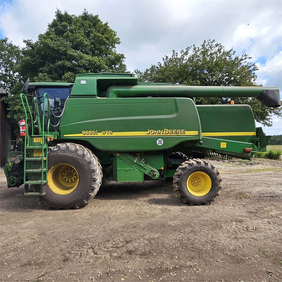 John Deere 9680i WTS - Kombajn: slika 1 John Deere 9680i WTS - Kombajn: slika 1