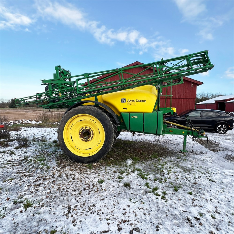 John Deere M732 - Prskalica: slika 2 John Deere M732 - Prskalica: slika 2