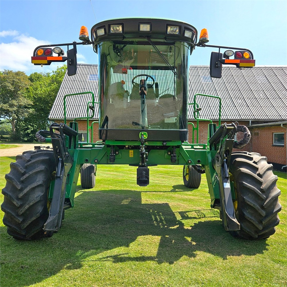 John Deere W150 - Kombajn: slika 4 John Deere W150 - Kombajn: slika 4