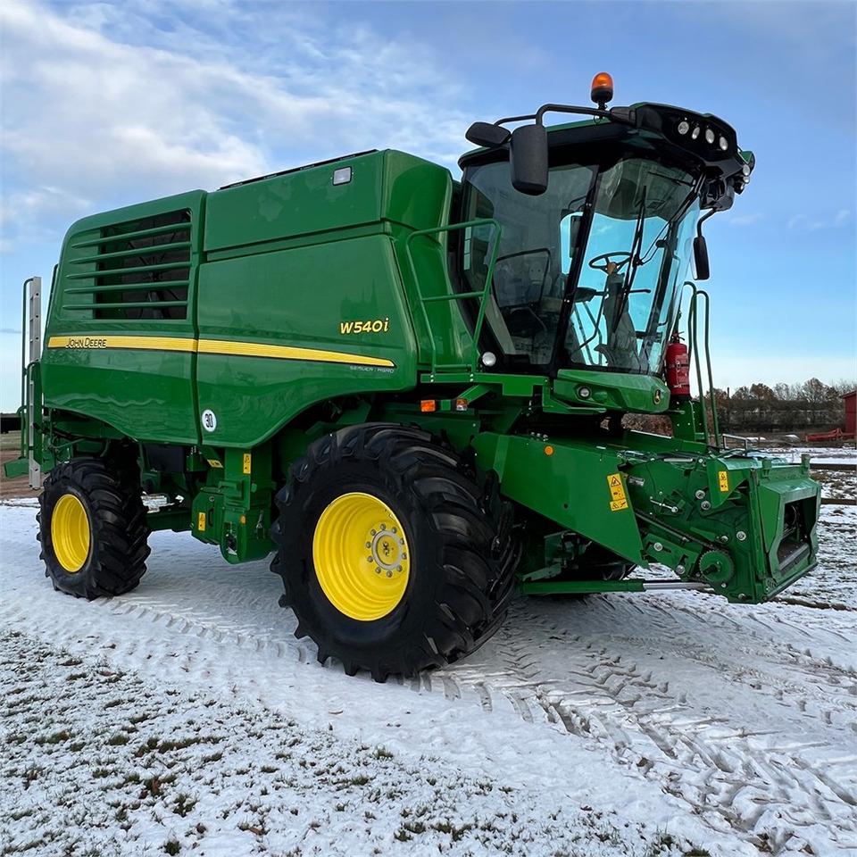 John Deere W540i - Kombajn: slika 3 John Deere W540i - Kombajn: slika 3