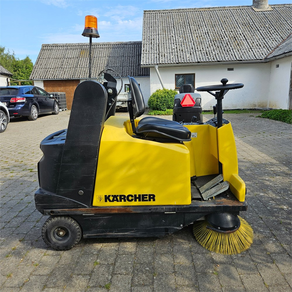 Kärcher KMR 1250 B - Industrijska mašina za metenje: slika 4 Kärcher KMR 1250 B - Industrijska mašina za metenje: slika 4