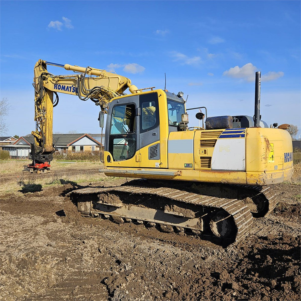 Komatsu PC210 - Bager guseničar: slika 1 Komatsu PC210 - Bager guseničar: slika 1