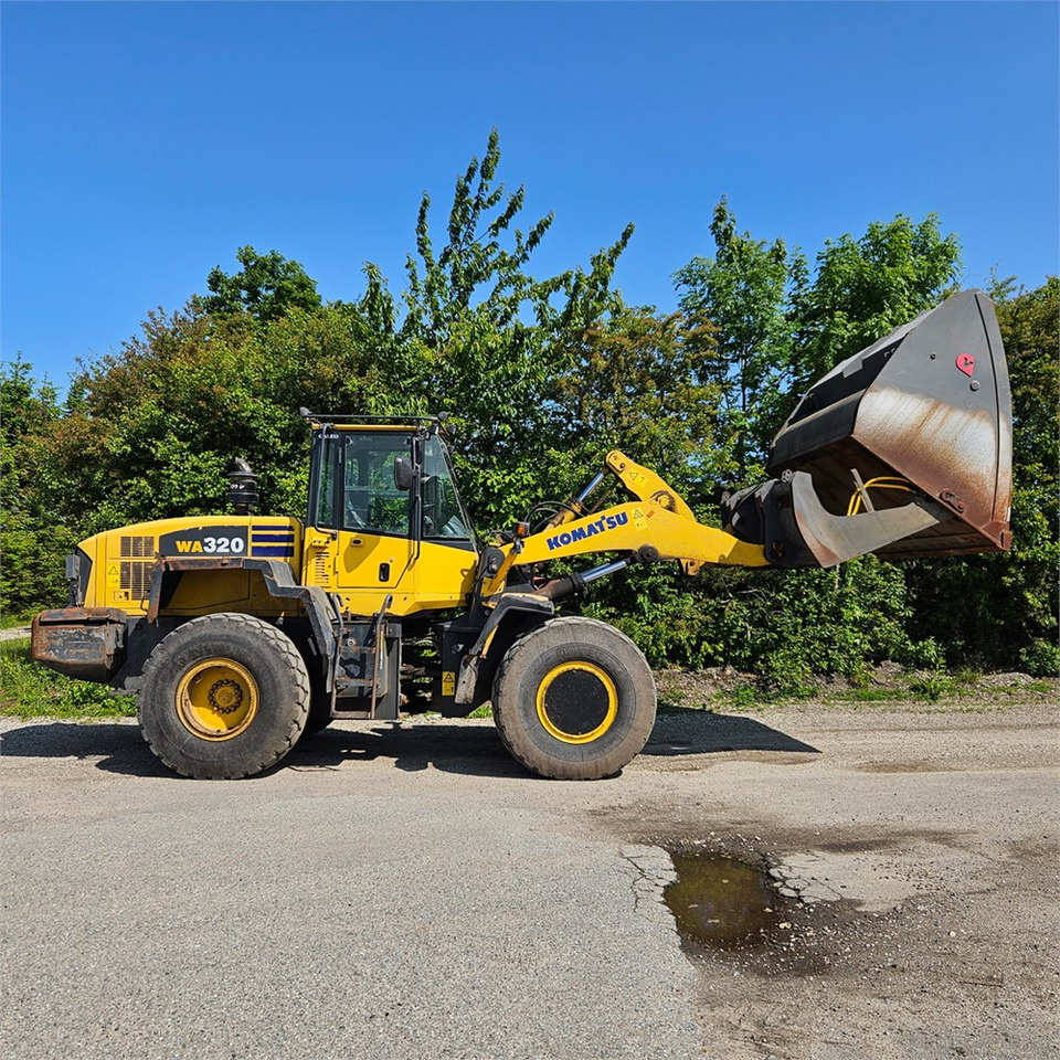 Komatsu WA320-5H - Utovarivač točkaš: slika 4 Komatsu WA320-5H - Utovarivač točkaš: slika 4