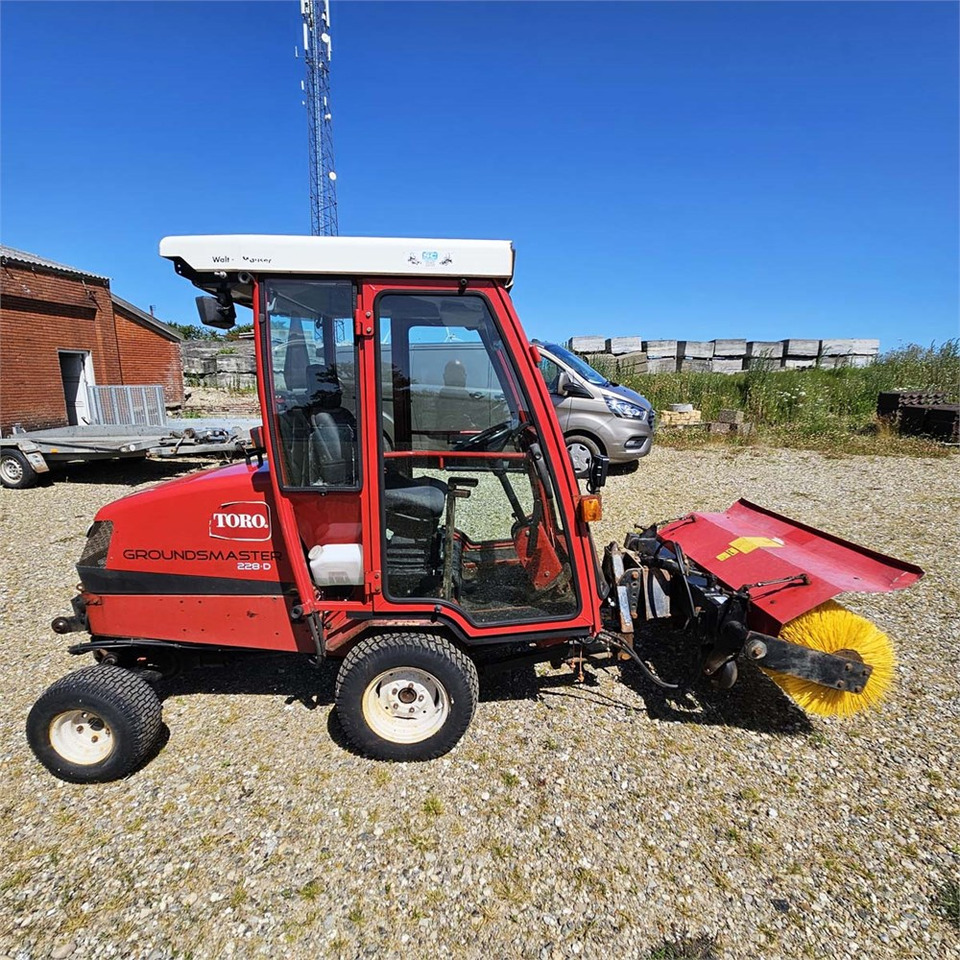 Toro Groundsmaster 228 D - Korisno/ Posebno vozilo: slika 3 Toro Groundsmaster 228 D - Korisno/ Posebno vozilo: slika 3