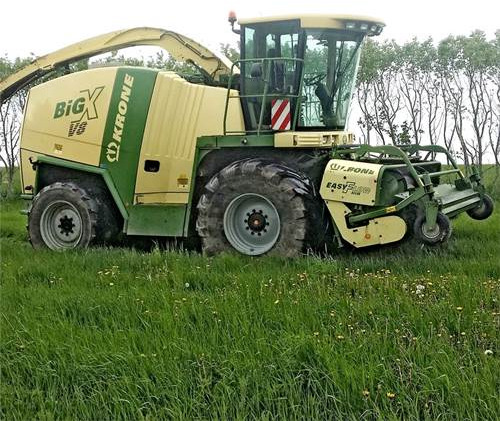 Krone BiG X V8 - Kombajn za stočnu hranu: slika 4 Krone BiG X V8 - Kombajn za stočnu hranu: slika 4