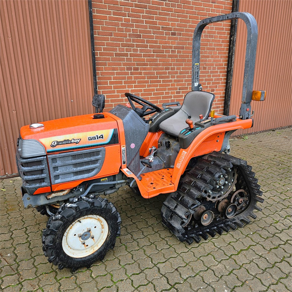 Kubota GB14D - Traktor: slika 1 Kubota GB14D - Traktor: slika 1