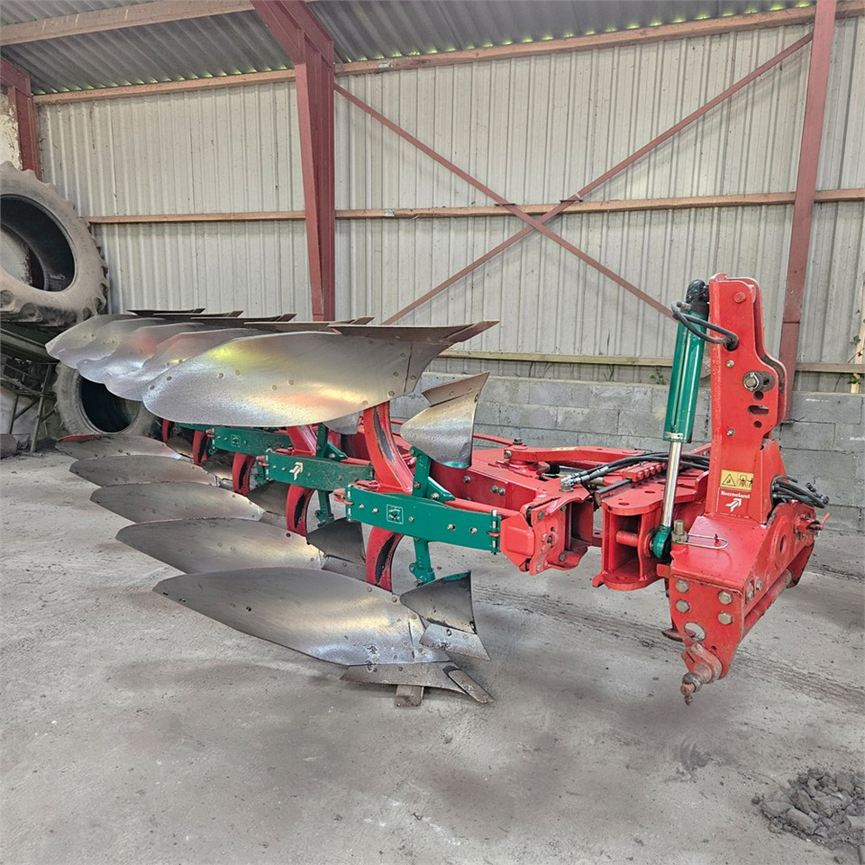 Kverneland EG 109 - Plug: slika 1 Kverneland EG 109 - Plug: slika 1