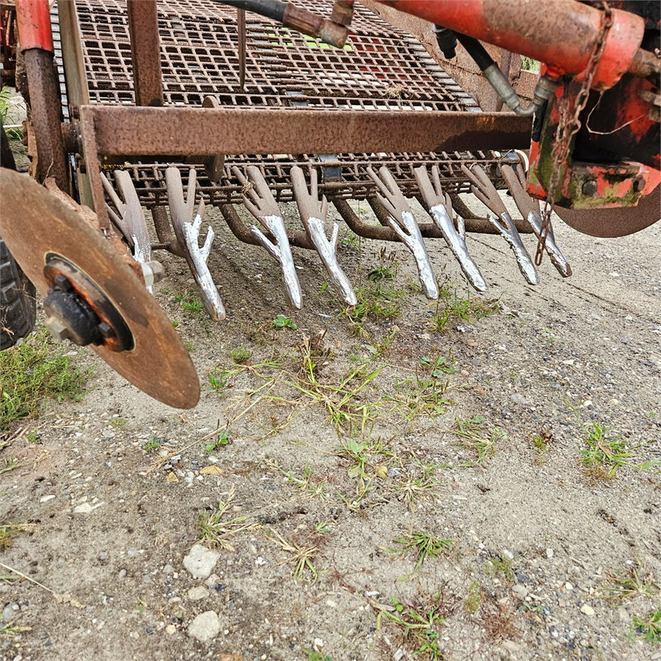 Kombajn za krompir Kverneland UN 2200: slika 9