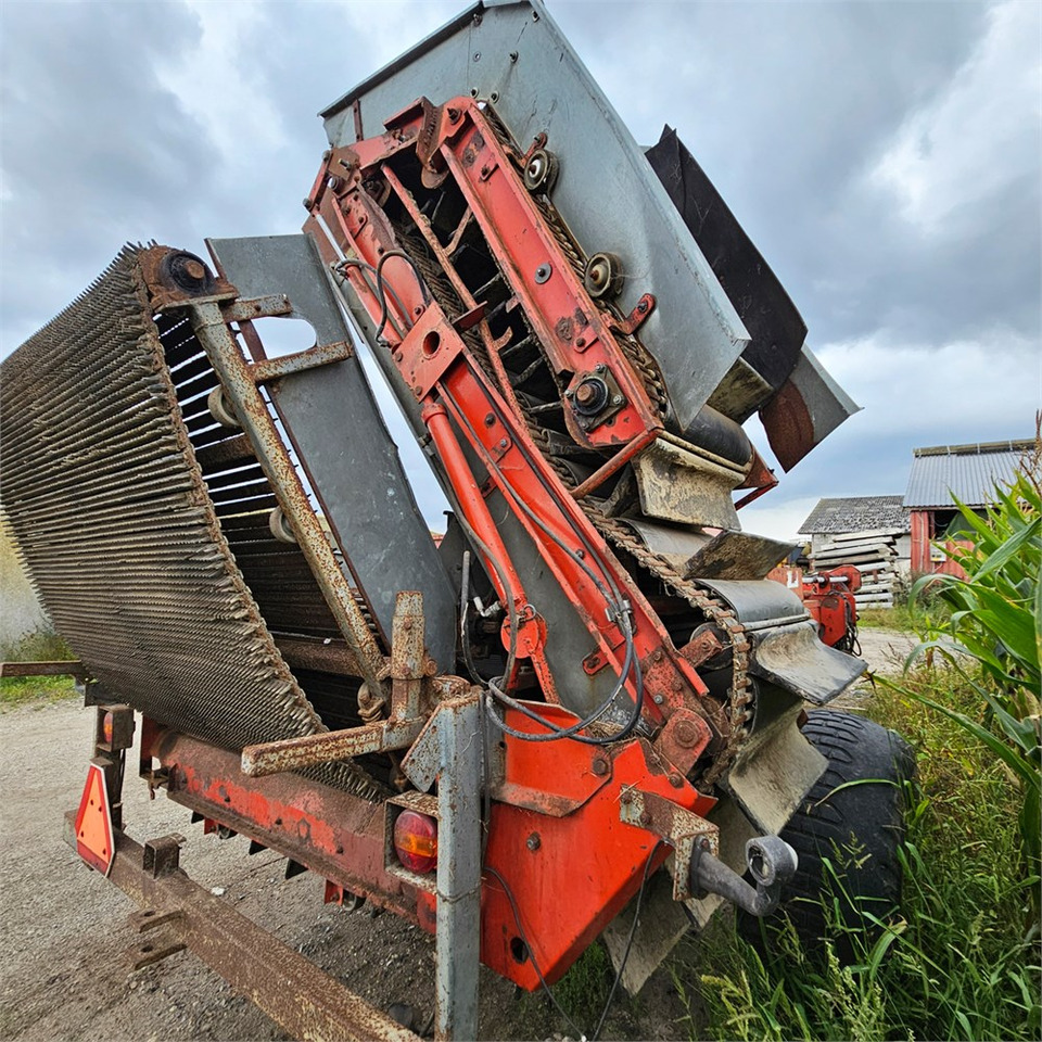 Kverneland UN 2200 - Kombajn za krompir: slika 4 Kverneland UN 2200 - Kombajn za krompir: slika 4