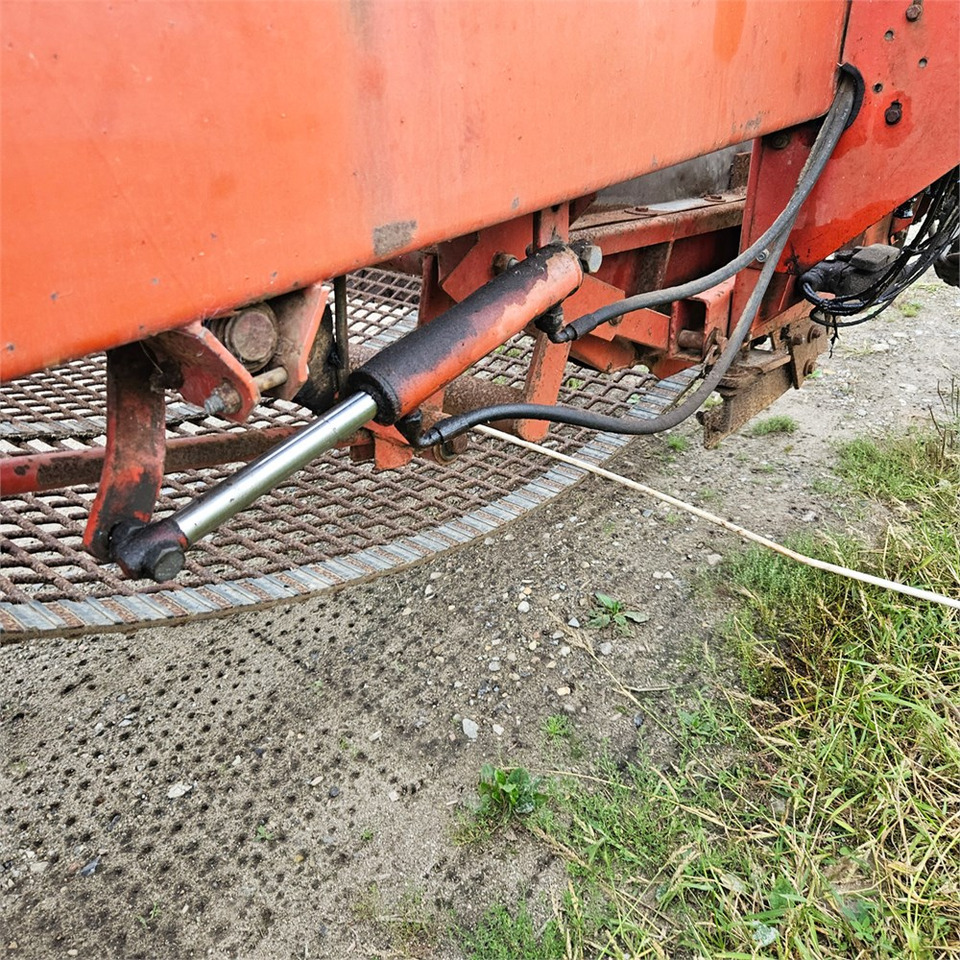 Kombajn za krompir Kverneland UN 2200: slika 13