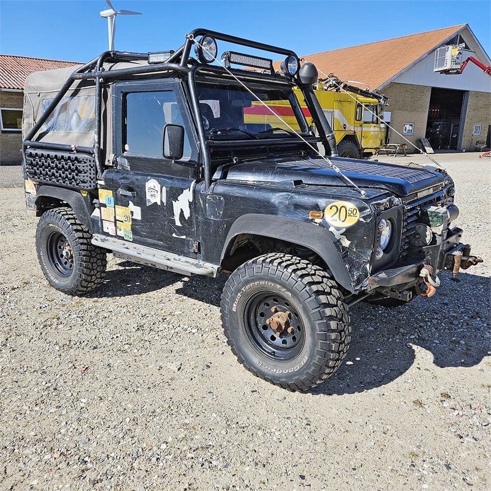 Land Rover Defender 90 - Automobil: slika 1 Land Rover Defender 90 - Automobil: slika 1