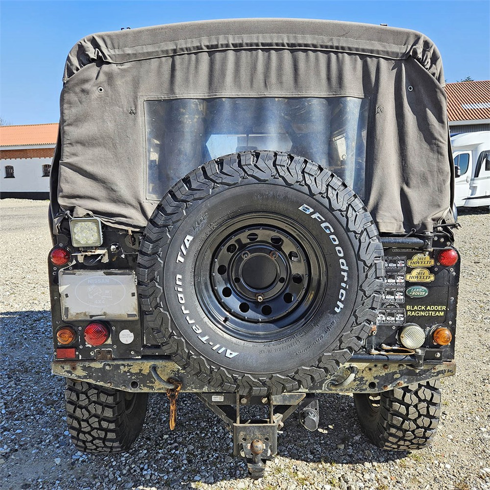 Land Rover Defender 90 - Automobil: slika 5 Land Rover Defender 90 - Automobil: slika 5