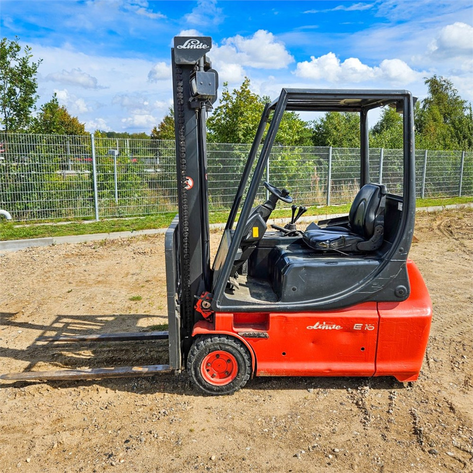 Linde E16 - Viljuškar: slika 2 Linde E16 - Viljuškar: slika 2