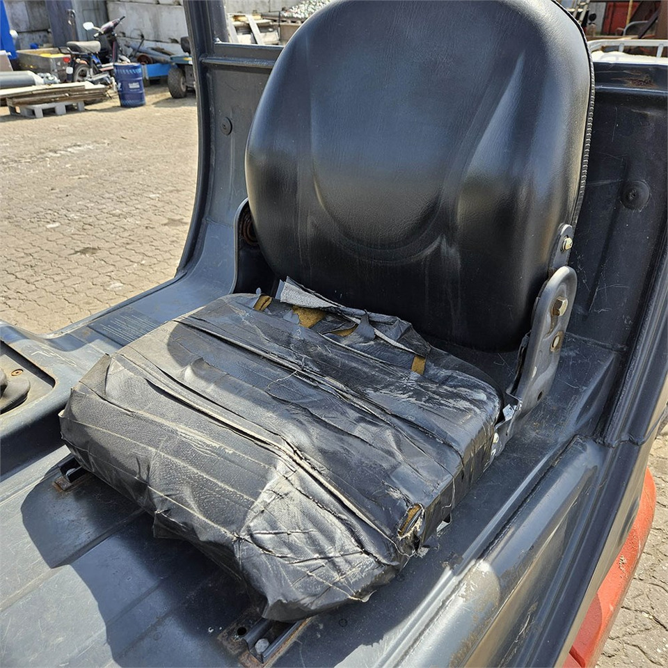 Linde E18P - Viljuškar: slika 5 Linde E18P - Viljuškar: slika 5