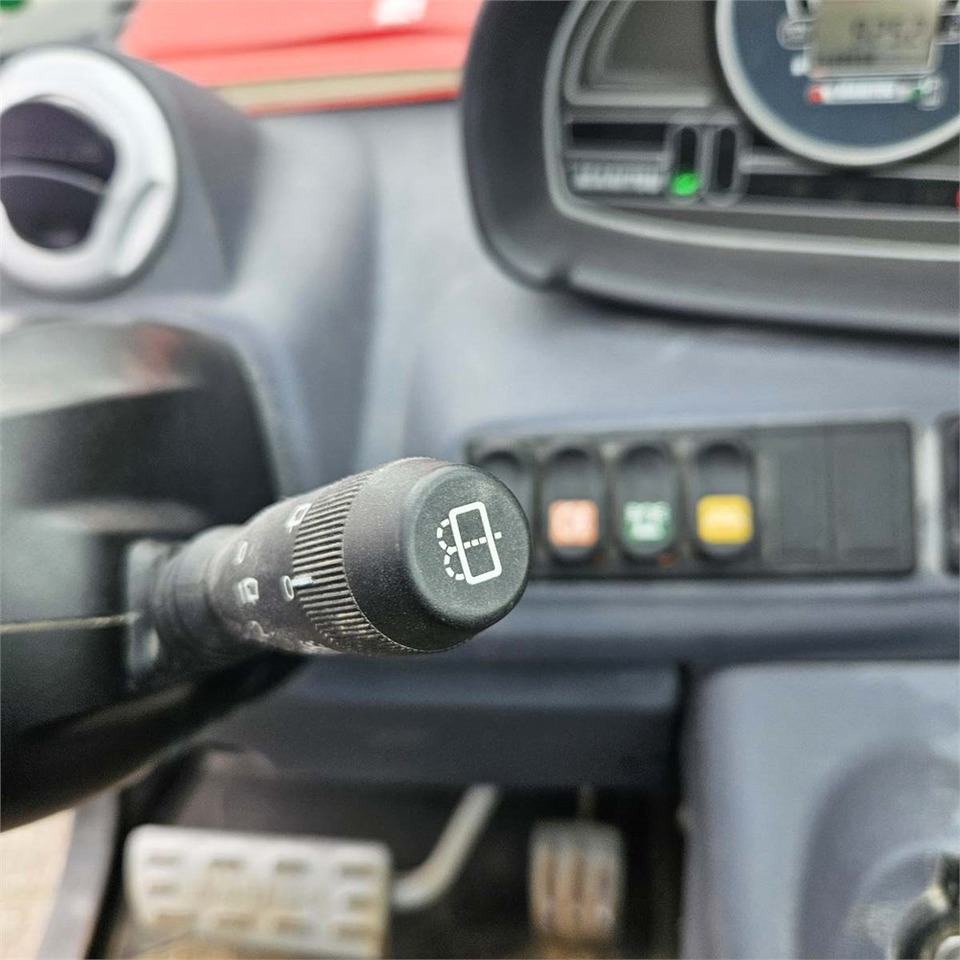 Teleskopski upravljač Manitou MT625 H: slika 16