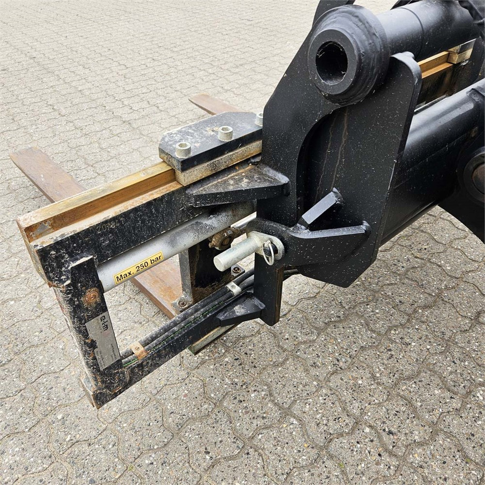 Teleskopski upravljač Manitou MT625 H: slika 22