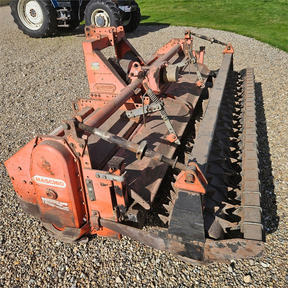 Maschio CB300 - Traktorska freza: slika 4 Maschio CB300 - Traktorska freza: slika 4