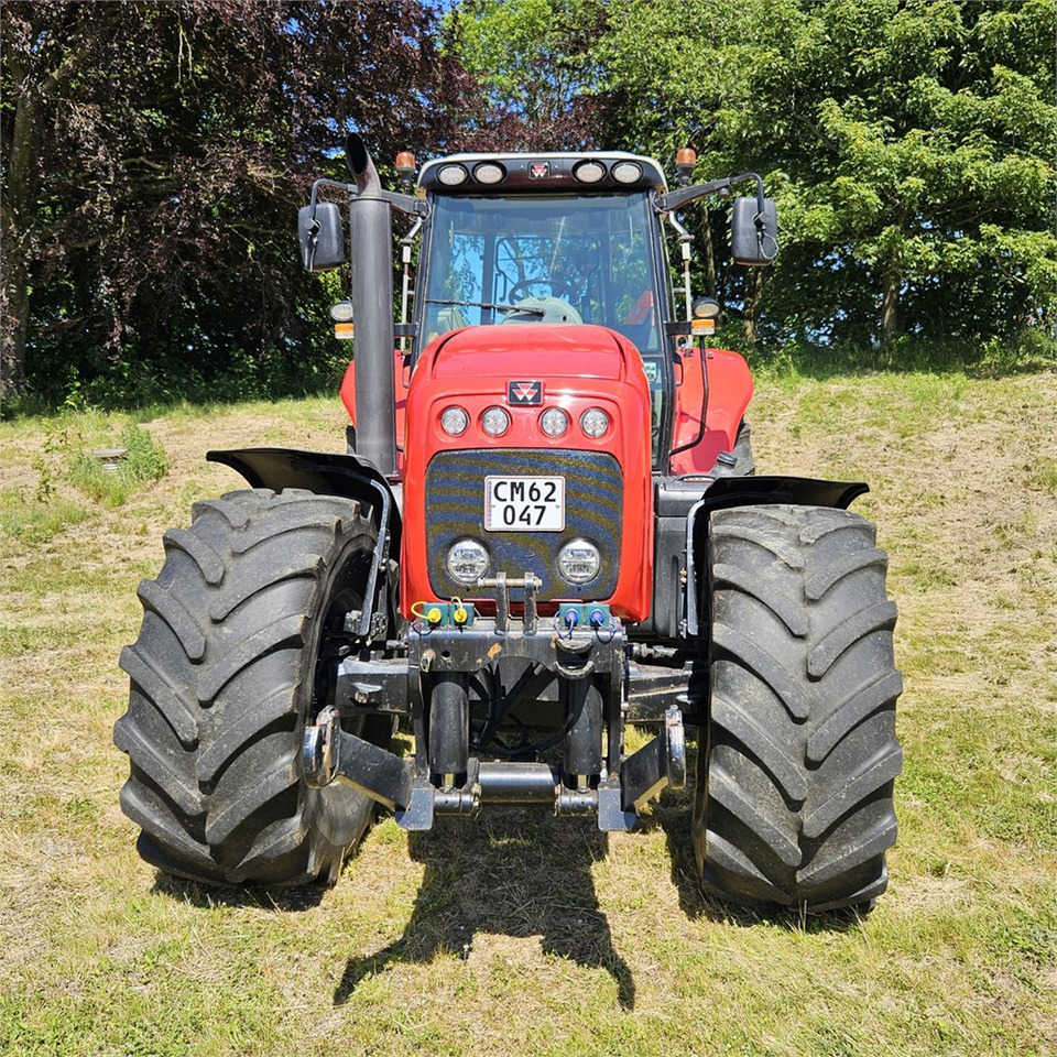 Massey Ferguson MF 8470 Dyna VT - Traktor: slika 2 Massey Ferguson MF 8470 Dyna VT - Traktor: slika 2
