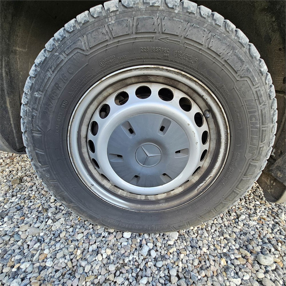 Mali kombi Mercedes 214 Cdi Ksv A2: slika 34